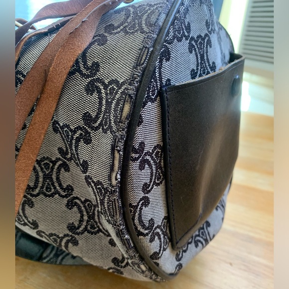 Celine Triomphe Boston Bag Black Canvas/Leather - Pre-loved - Picture 4 of 17